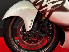SUZUKI MOTOS GSX 1300 R HAYABUSA /2013 EXCLUSIVO VEÍCULOS SANTA CRUZ DO SUL / Carros no Vale