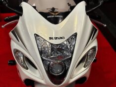 SUZUKI MOTOS GSX 1300 R HAYABUSA /2013 EXCLUSIVO VEÍCULOS SANTA CRUZ DO SUL / Carros no Vale