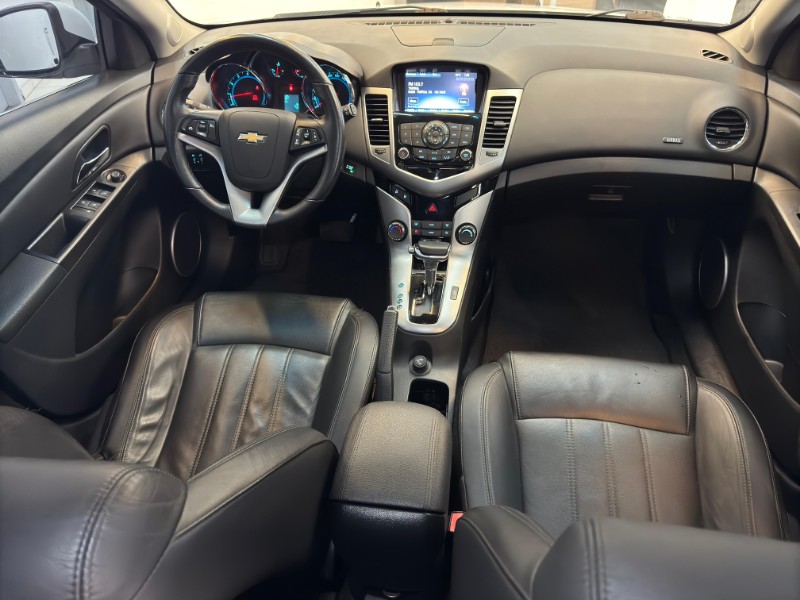 CHEVROLET CRUZE 1.8 LTZ 16V FLEX 4P AUTOMÁTICO 2014/2014 LUCAS AUTOMÓVEIS BOM RETIRO DO SUL / Carros no Vale