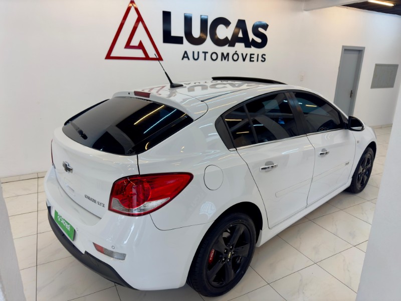 CHEVROLET CRUZE 1.8 LTZ 16V FLEX 4P AUTOMÁTICO 2014/2014 LUCAS AUTOMÓVEIS BOM RETIRO DO SUL / Carros no Vale