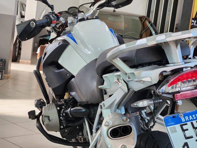 BMW MOTOS R 1200 GS 2010/2011 TS VEÍCULOS ANTA GORDA / Carros no Vale