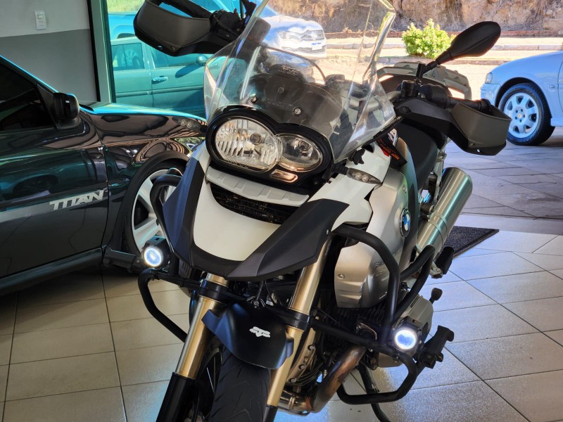 BMW MOTOS R 1200 GS 2010/2011 TS VEÍCULOS ANTA GORDA / Carros no Vale
