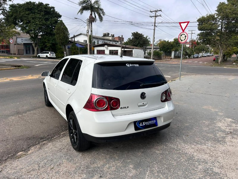 VOLKSWAGEN GOLF SPORTLINE 1.6 MI TOTAL FLEX 8V 4P 2010/2010 LS MULTIMARCAS VENÂNCIO AIRES / Carros no Vale