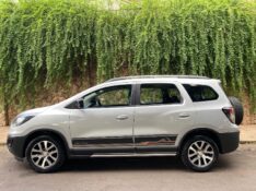 CHEVROLET SPIN ACTIV 1.8 2017/2018 ESTAÇÃO DO CARRO ESTRELA / Carros no Vale
