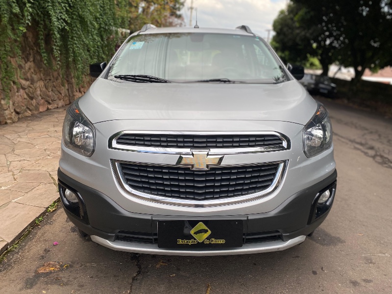 CHEVROLET SPIN ACTIV 1.8 2017/2018 ESTAÇÃO DO CARRO ESTRELA / Carros no Vale