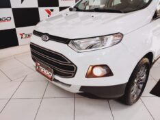 FORD ECOSPORT FREESTYLE 1.6 16V FLEX 5P 2014/2014 TIAGO AUTOMÓVEIS VENÂNCIO AIRES / Carros no Vale