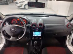 RENAULT SANDERO 1.6 STEPWAY 16V 2014/2014 TIAGO AUTOMÓVEIS VENÂNCIO AIRES / Carros no Vale