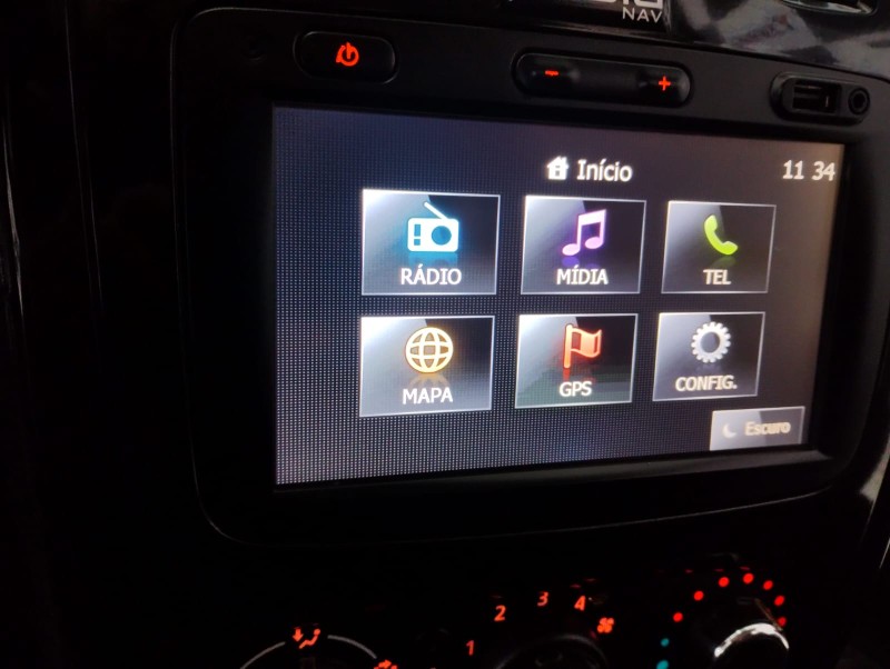RENAULT SANDERO 1.6 STEPWAY 16V 2014/2014 TIAGO AUTOMÓVEIS VENÂNCIO AIRES / Carros no Vale