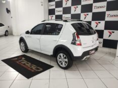 RENAULT SANDERO 1.6 STEPWAY 16V 2014/2014 TIAGO AUTOMÓVEIS VENÂNCIO AIRES / Carros no Vale