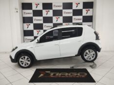 RENAULT SANDERO 1.6 STEPWAY 16V 2014/2014 TIAGO AUTOMÓVEIS VENÂNCIO AIRES / Carros no Vale