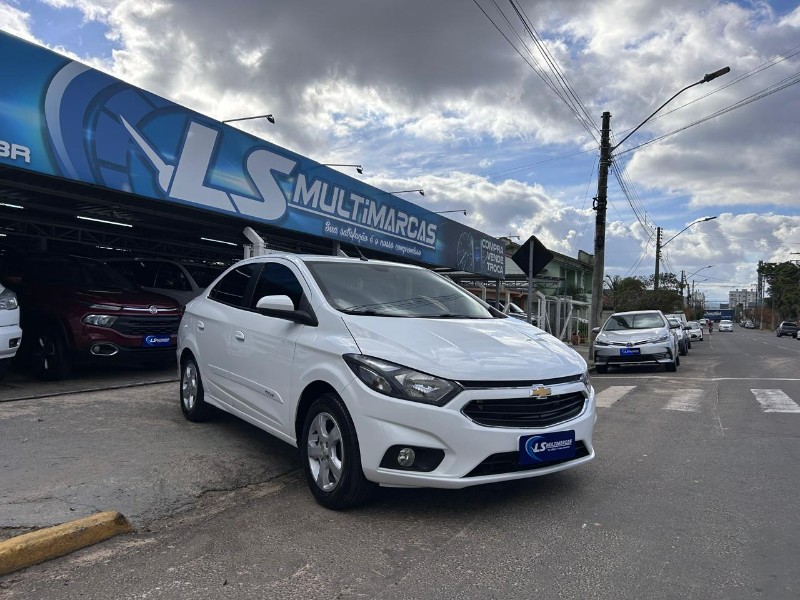 CHEVROLET PRISMA SED. LT 1.4 8V FLEXPOWER 4P 2017/2017 LS MULTIMARCAS VENÂNCIO AIRES / Carros no Vale