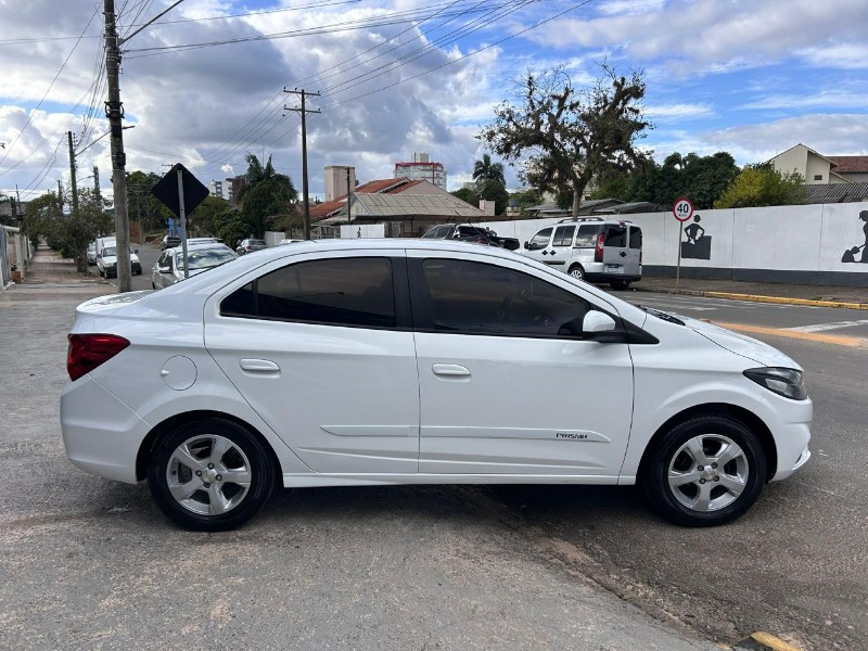 CHEVROLET PRISMA SED. LT 1.4 8V FLEXPOWER 4P 2017/2017 LS MULTIMARCAS VENÂNCIO AIRES / Carros no Vale