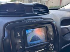 JEEP RENEGADE LONGITUDE 1.8 4X2 FLEX 16V AUT. 2016/2016 LS MULTIMARCAS VENÂNCIO AIRES / Carros no Vale