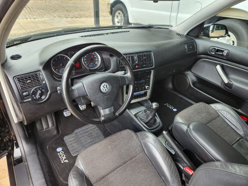 VOLKSWAGEN GOLF SPORTLINE 1.6 2010/2010 TS VEÍCULOS ANTA GORDA / Carros no Vale