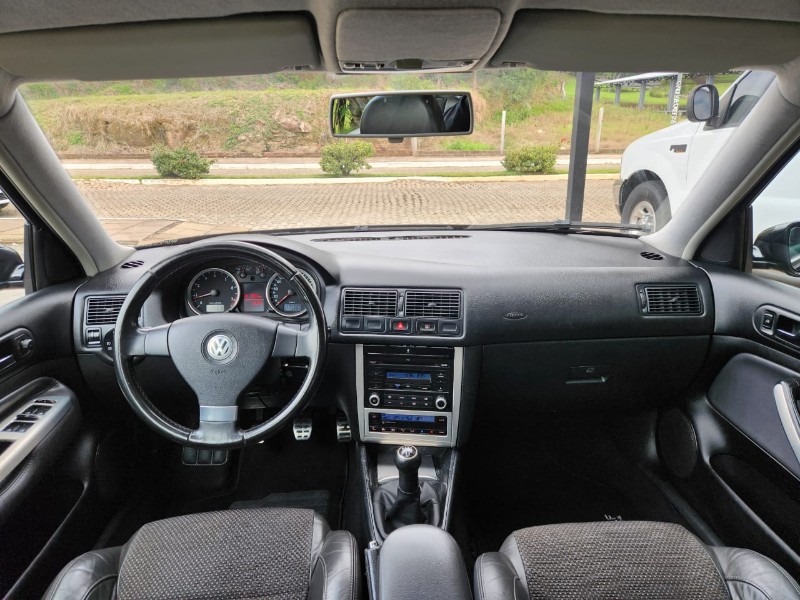 VOLKSWAGEN GOLF SPORTLINE 1.6 2010/2010 TS VEÍCULOS ANTA GORDA / Carros no Vale