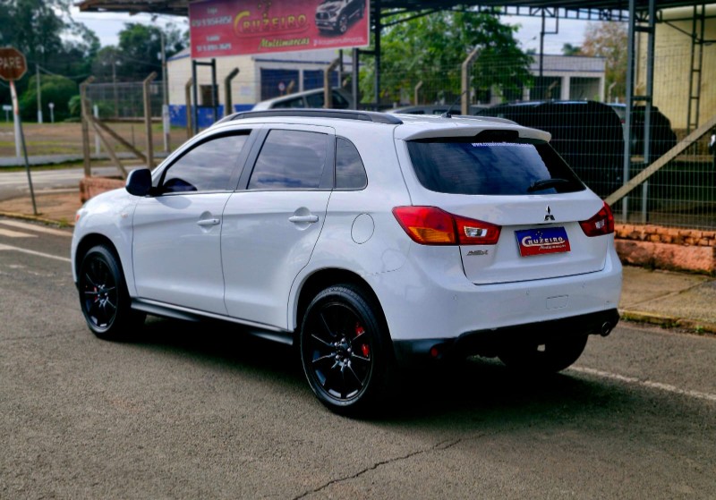 MITSUBISHI ASX 2.0 2013/2014 CRUZEIRO MULTIMARCAS CRUZEIRO DO SUL / Carros no Vale