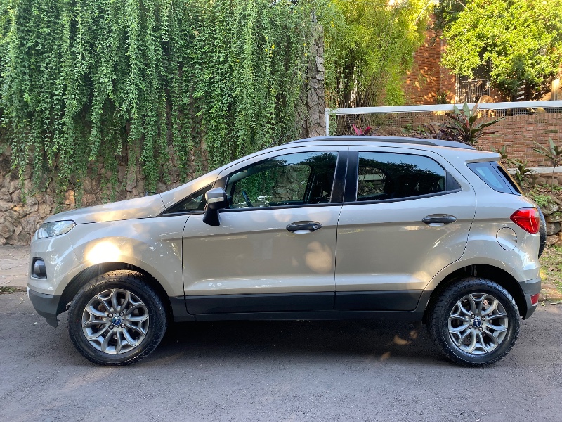 FORD ECOSPORT FSL 1.6 FLEX 2013/2013 ESTAÇÃO DO CARRO ESTRELA / Carros no Vale