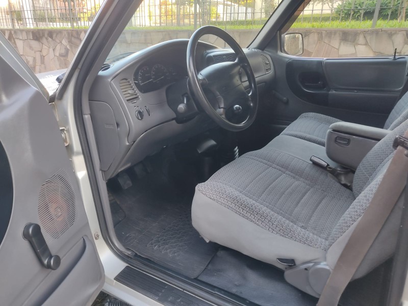 FORD RANGER 2.8 XL 4X4 8V - 2005