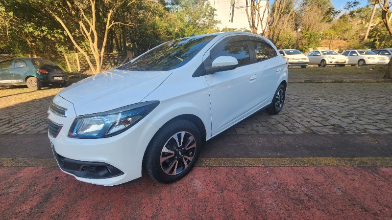 CHEVROLET ONIX 1.4 LTZ MANUAL 2014/2015 FERNANDO AUTOMÓVEIS | REVENDA DE CARROS ARROIO DO MEIO ARROIO DO MEIO / Carros no Vale