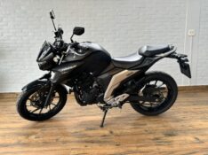 YAMAHA FAZER 250 /2022 RT 811 VEÍCULOS ARROIO DO MEIO / Carros no Vale