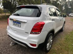 CHEVROLET TRACKER PREMIER 1.4 TURBO 2017/2018 MENEGHINI VEÍCULOS ARROIO DO MEIO / Carros no Vale