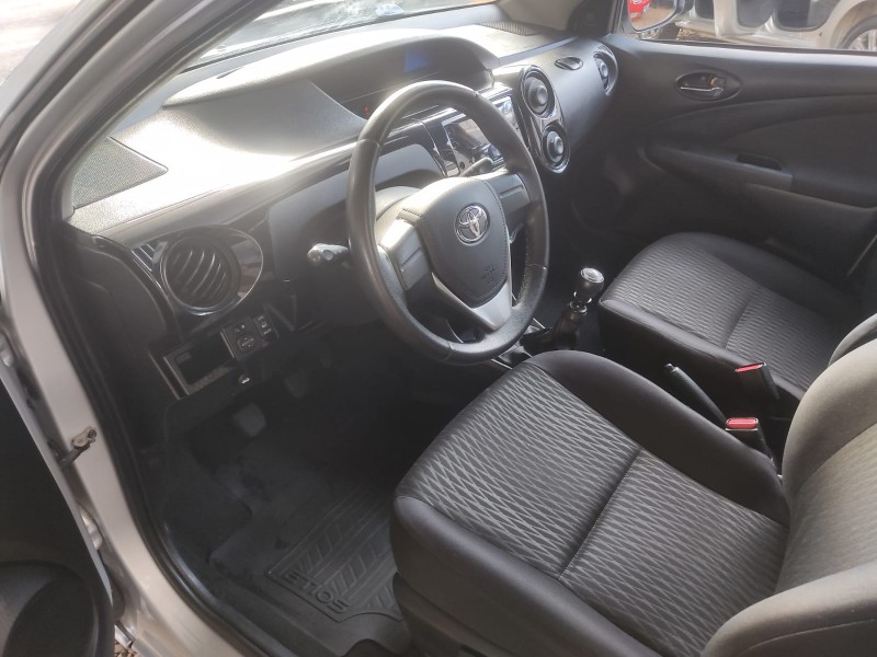 TOYOTA ETIOS 1.3 X - 2017