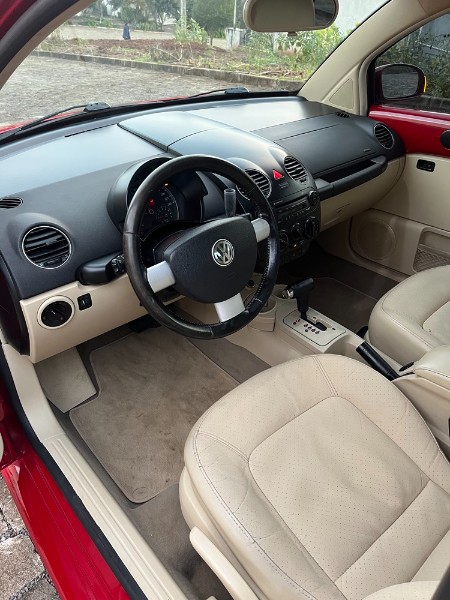 VOLKSWAGEN NEW BEETLE 2.0 MI 8V GASOLINA 2P AUTOMÁTICO 2008/2009 BOSCO AUTOMÓVEIS GUAPORÉ / Carros no Vale