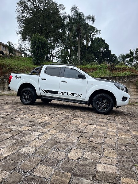 NISSAN FRONTIER 2.3 16V TURBO DIESEL ATTACK CD 4X4 AUTOMÁTICO 2020/2020 BOSCO AUTOMÓVEIS GUAPORÉ / Carros no Vale