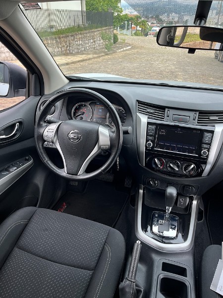 NISSAN FRONTIER 2.3 16V TURBO DIESEL ATTACK CD 4X4 AUTOMÁTICO 2020/2020 BOSCO AUTOMÓVEIS GUAPORÉ / Carros no Vale