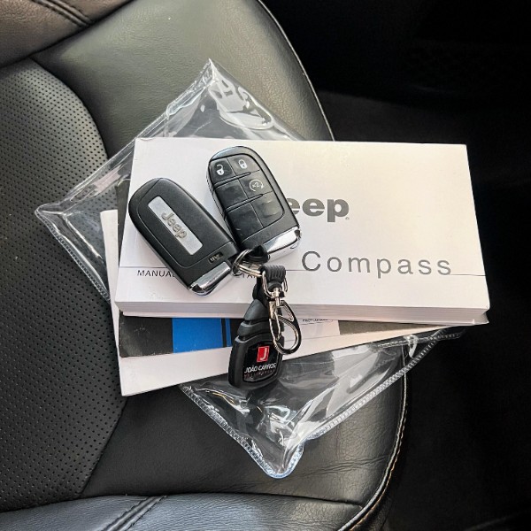 JEEP COMPASS 2.0 LIMITED 16V 2019/2019 JOÃO CARROS MULTIMARCAS GUAPORÉ / Carros no Vale