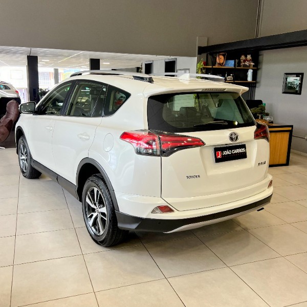 TOYOTA RAV4 2.0 HIGH 4X2 16V 2017/2017 JOÃO CARROS MULTIMARCAS GUAPORÉ / Carros no Vale
