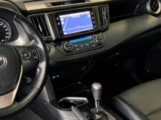 TOYOTA RAV4 2.0 HIGH 4X2 16V 2017/2017 JOÃO CARROS MULTIMARCAS GUAPORÉ / Carros no Vale