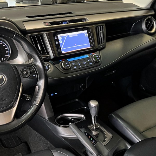TOYOTA RAV4 2.0 HIGH 4X2 16V 2017/2017 JOÃO CARROS MULTIMARCAS GUAPORÉ / Carros no Vale