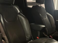JEEP RENEGADE 1.8 16V LONGITUDE 2021/2021 JM AUTOMÓVEIS VENÂNCIO AIRES / Carros no Vale