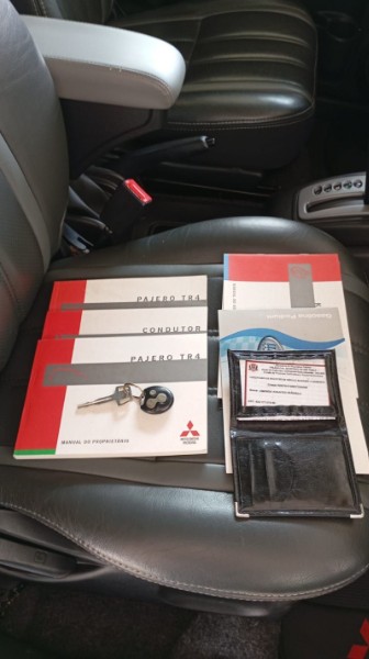 MITSUBISHI PAJERO TR4 2.0 2013/2014 LAVENDA VEÍCULOS ARROIO DO MEIO / Carros no Vale