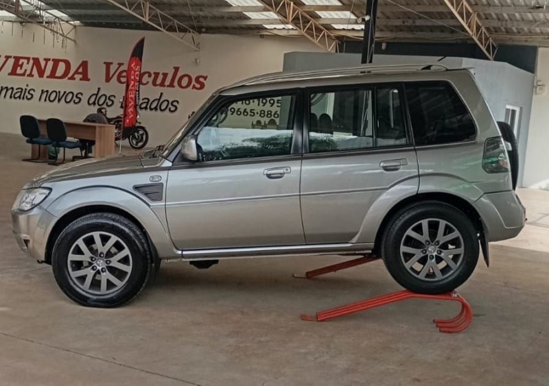 MITSUBISHI PAJERO TR4 2.0 2013/2014 LAVENDA VEÍCULOS ARROIO DO MEIO / Carros no Vale