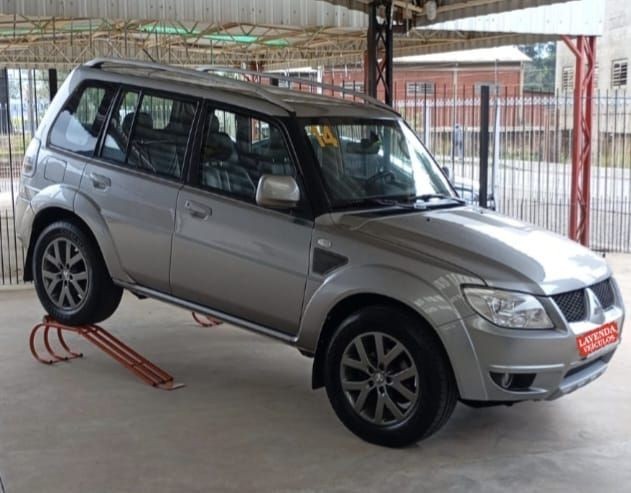 MITSUBISHI PAJERO TR4 2.0 2013/2014 LAVENDA VEÍCULOS ARROIO DO MEIO / Carros no Vale