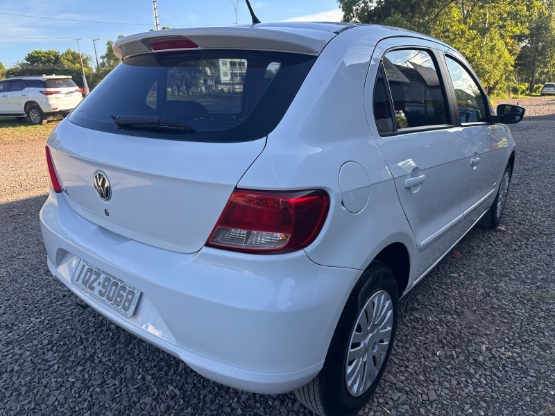 VOLKSWAGEN GOL 1.0 2010/2011 MENEGHINI VEÍCULOS ARROIO DO MEIO / Carros no Vale
