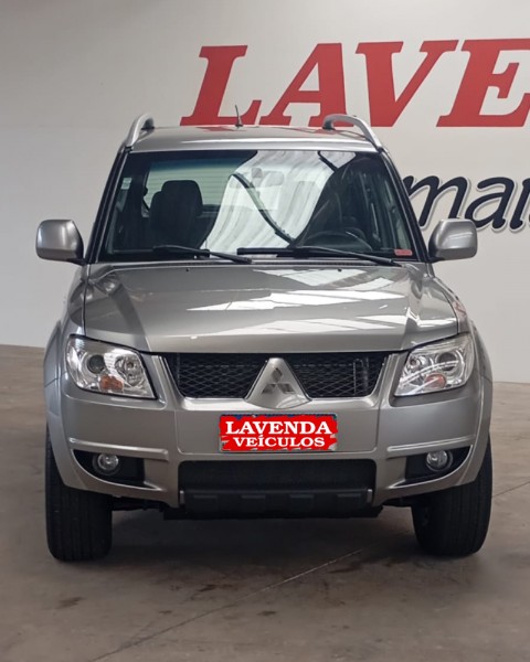 MITSUBISHI PAJERO TR4 2.0 2014/2015 LAVENDA VEÍCULOS ARROIO DO MEIO / Carros no Vale
