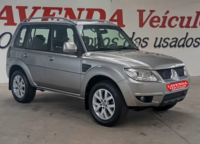 MITSUBISHI PAJERO TR4 2.0 2014/2015 LAVENDA VEÍCULOS ARROIO DO MEIO / Carros no Vale