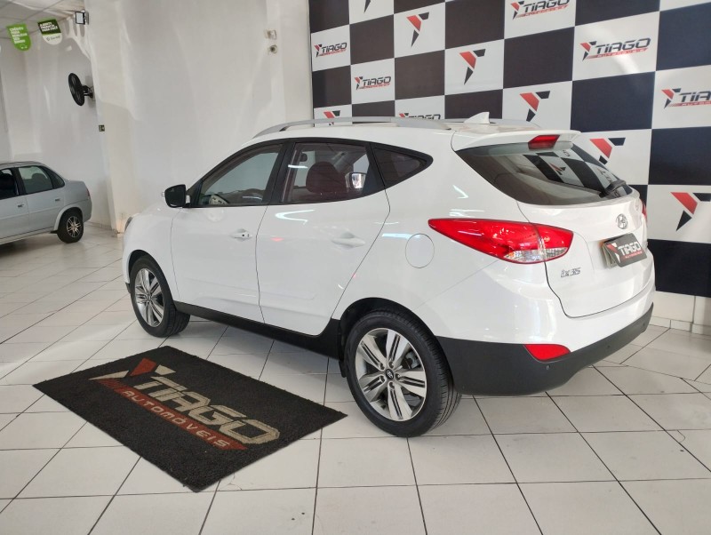 HYUNDAI IX35 2.0 GLS 2016/2016 TIAGO AUTOMÓVEIS VENÂNCIO AIRES / Carros no Vale