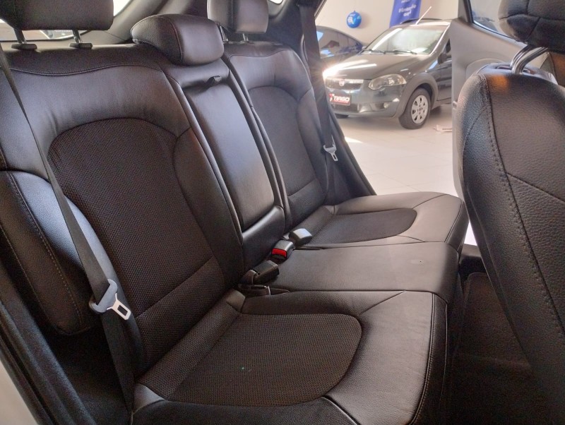 HYUNDAI IX35 2.0 GLS 2016/2016 TIAGO AUTOMÓVEIS VENÂNCIO AIRES / Carros no Vale