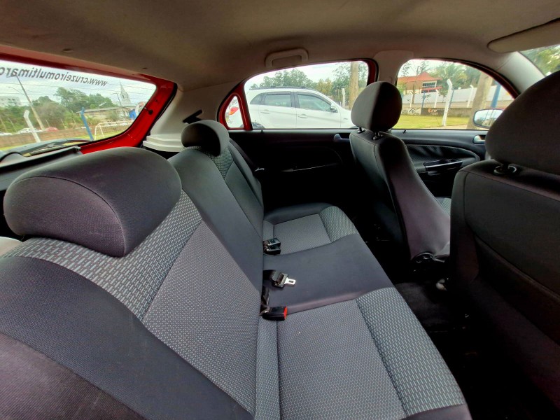 VOLKSWAGEN GOL 1.0 MI TRENDLINE 8V FLEX 4P MANUAL 2011/2012 CRUZEIRO MULTIMARCAS CRUZEIRO DO SUL / Carros no Vale
