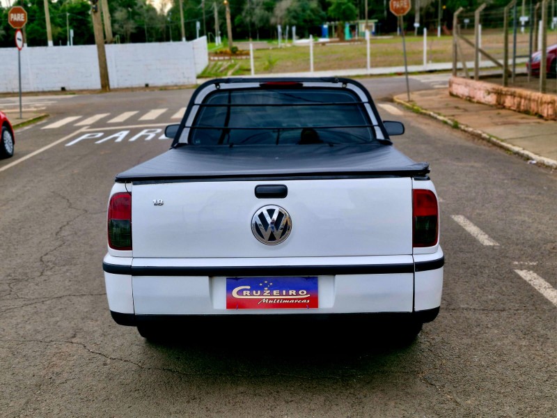 VOLKSWAGEN SAVEIRO 1.8MI 2001/2001 CRUZEIRO MULTIMARCAS CRUZEIRO DO SUL / Carros no Vale