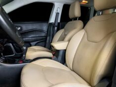 JEEP COMPASS 2.0 SPORT 4X2 16V 2020/2021 DUARTE VEÍCULOS PORTO ALEGRE / Carros no Vale