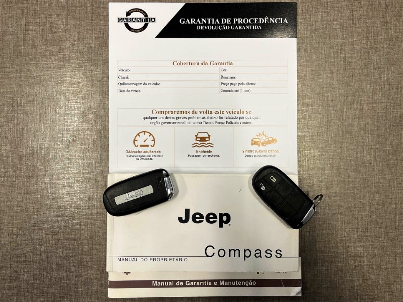 JEEP COMPASS 2.0 SPORT 4X2 16V 2020/2021 DUARTE VEÍCULOS PORTO ALEGRE / Carros no Vale