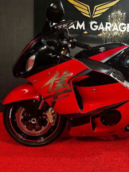 SUZUKI MOTOS GSX 1300 R HAYABUSA /2006 EXCLUSIVO VEÍCULOS SANTA CRUZ DO SUL / Carros no Vale