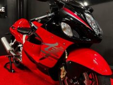 SUZUKI MOTOS GSX 1300 R HAYABUSA /2006 EXCLUSIVO VEÍCULOS SANTA CRUZ DO SUL / Carros no Vale