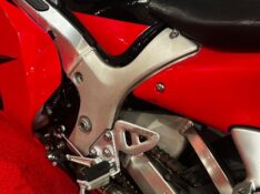 SUZUKI MOTOS GSX 1300 R HAYABUSA /2006 EXCLUSIVO VEÍCULOS SANTA CRUZ DO SUL / Carros no Vale