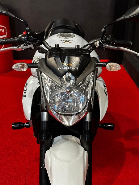YAMAHA XJ6 N /2012 EXCLUSIVO VEÍCULOS SANTA CRUZ DO SUL / Carros no Vale
